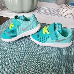 Nike toddler size 6
